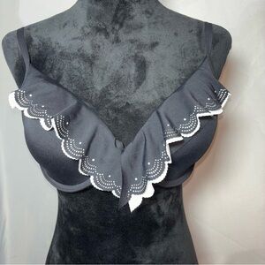 Captiva Women’s Swim Bikini Top Scalloped Trim Size L